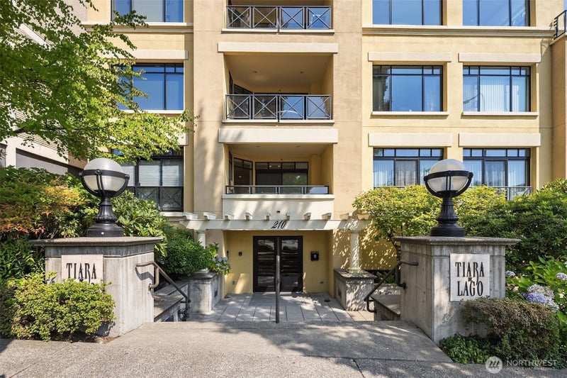 210 Market Street 304