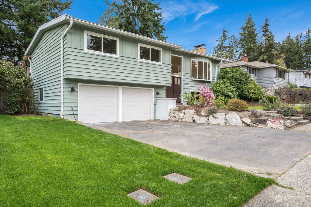Photo of 23208 66th Avenue W, Mountlake Terrace, WA 98043 (MLS # 2218476)