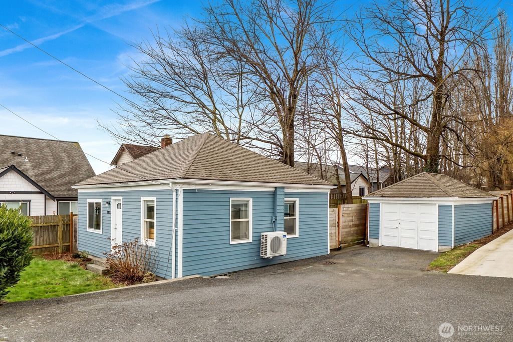 Photo of 5803 Vista Drive, Ferndale, WA 98248 (MLS # 2483698)