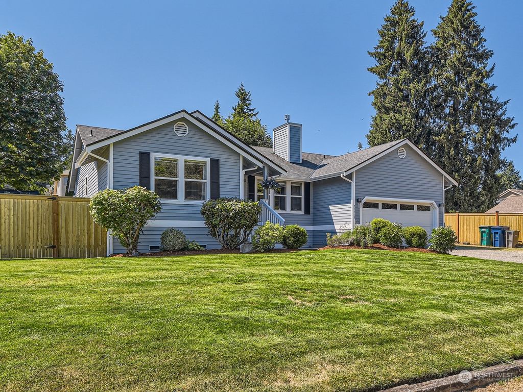 Photo of 23418 28th Avenue W, Brier, WA 98036 (MLS # 2146448)