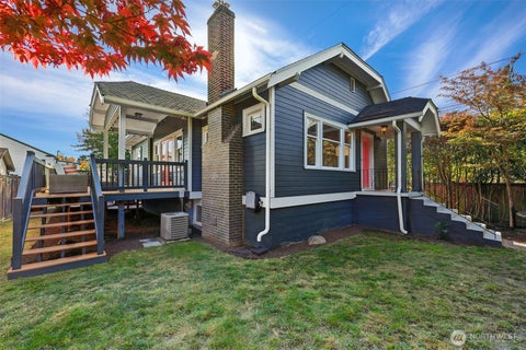 Photo of 2305 NW 85th Street, Seattle, WA 98117 (MLS # 2591793)