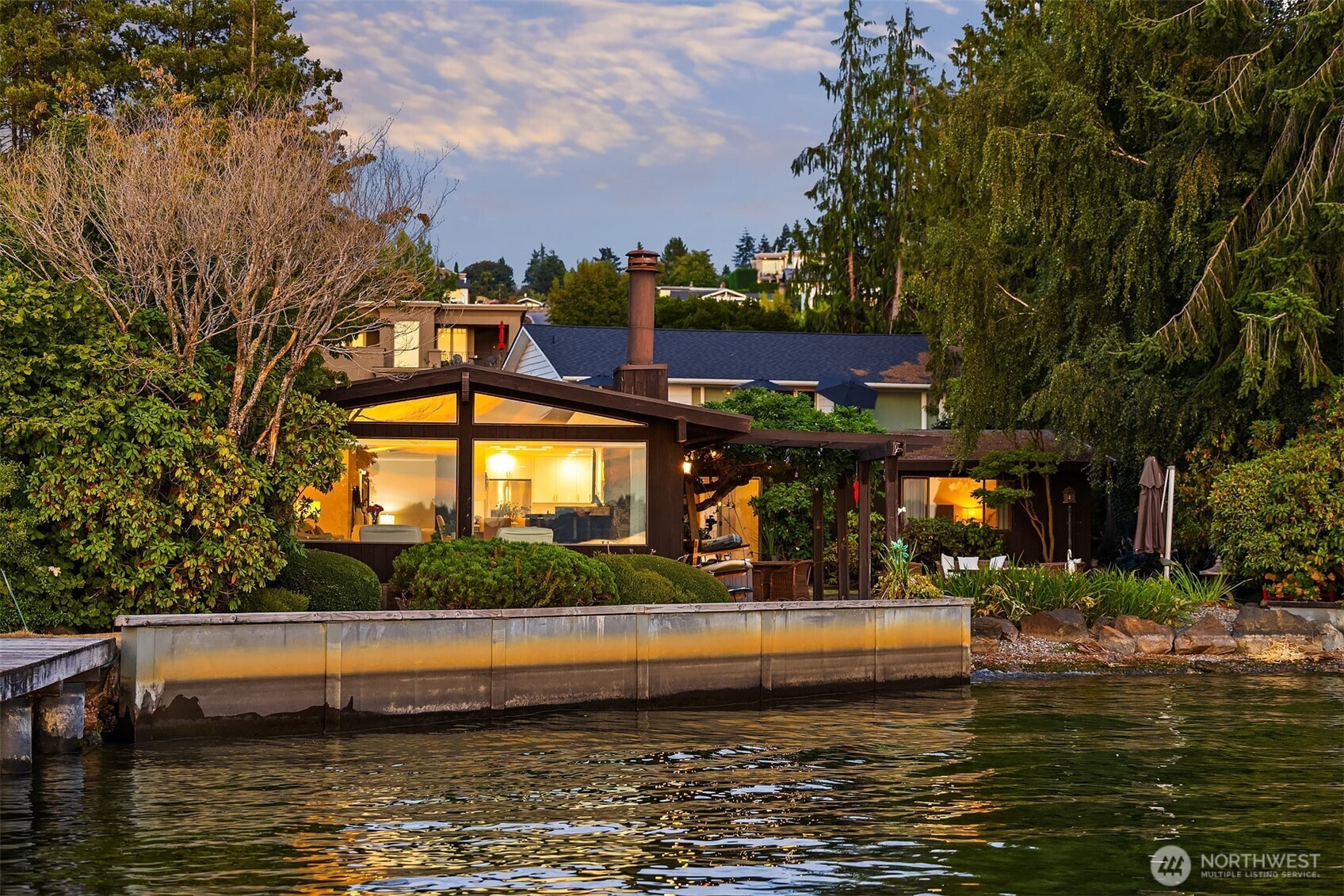 6209 Lake Washington Blvd NE