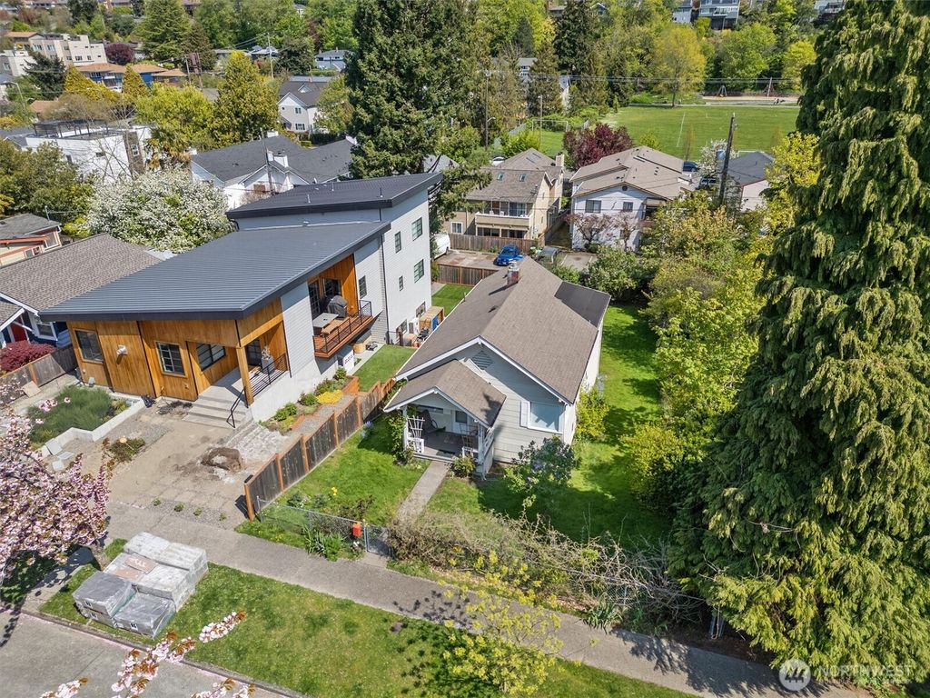 Photo of 5236 40th Avenue SW, Seattle, WA 98136 (MLS # 2355692)