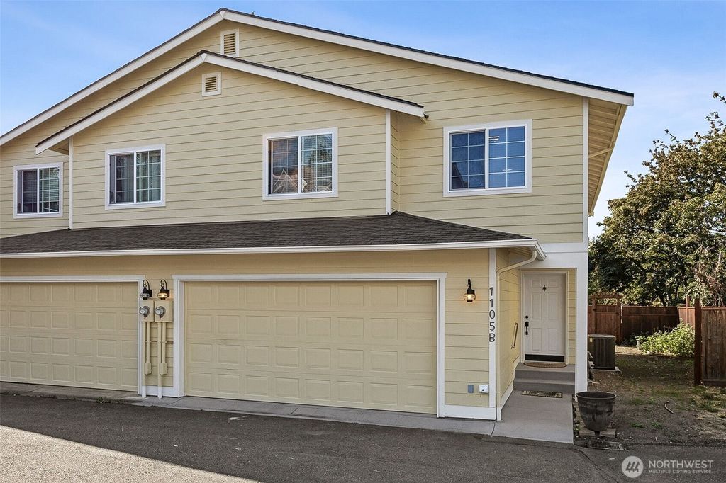 Photo of 1105 9th Avenue #B, Milton, WA 98354 (MLS # 2437004)