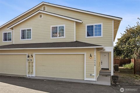 Photo of 1105 9th Avenue #B, Milton, WA 98354 (MLS # 2437004)