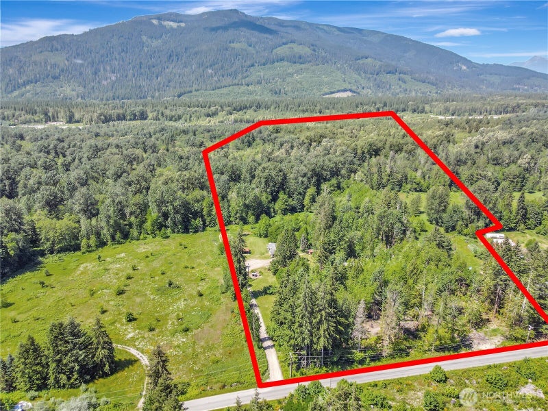 30720 Sauk Prairie Road