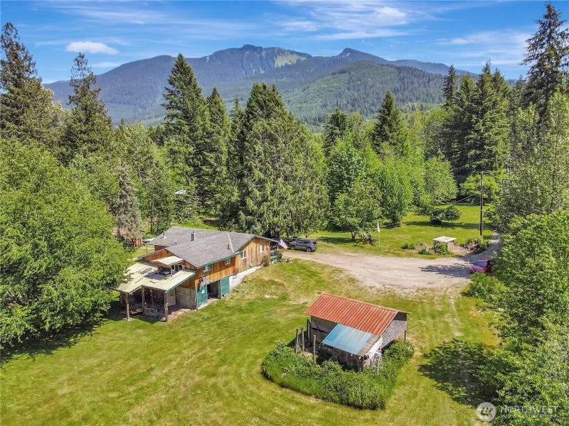 30720 Sauk Prairie Road