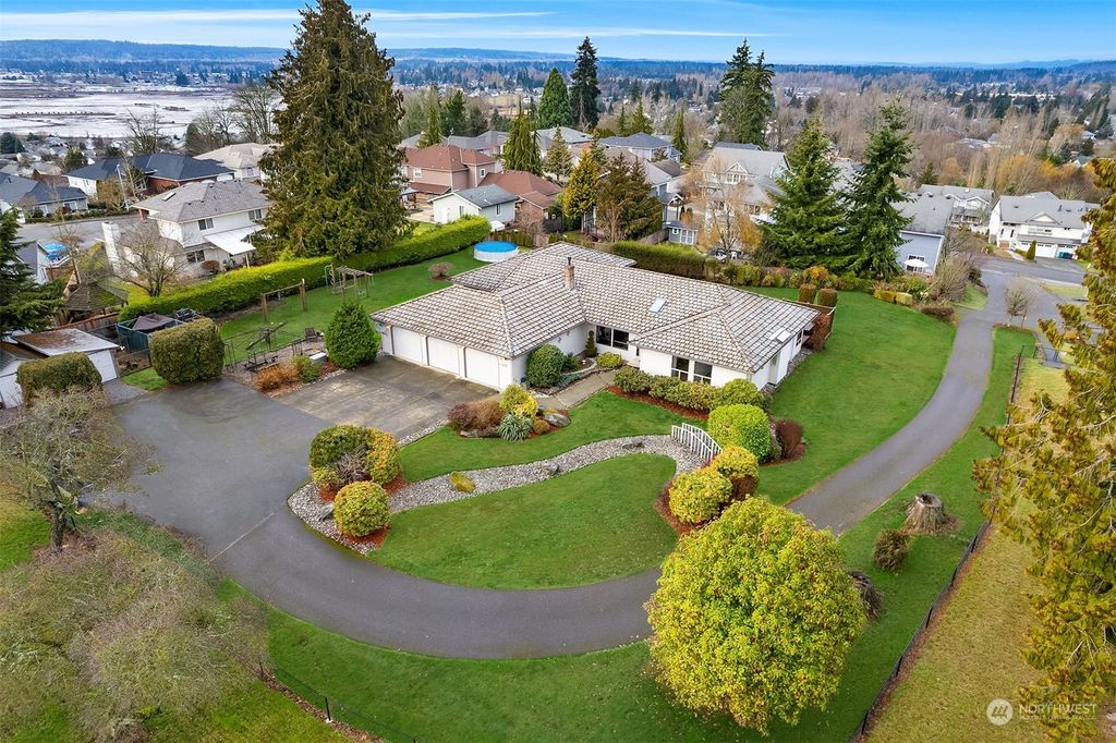 Photo of 6612 49th Place NE, Marysville, WA 98270 (MLS # 2030770)