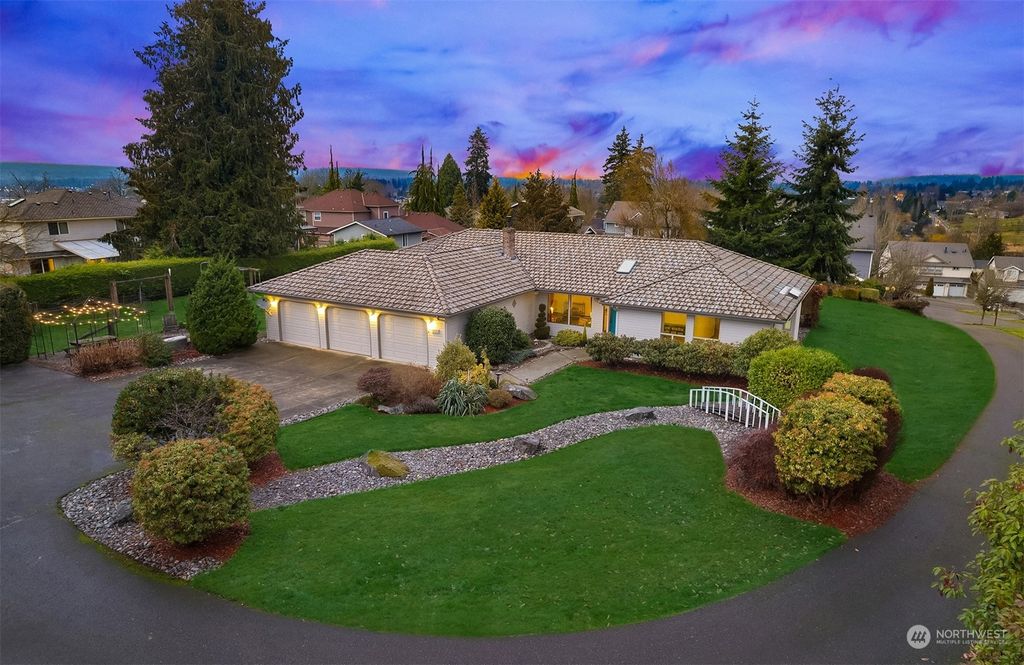 Photo of 6612 49th Place NE, Marysville, WA 98270 (MLS # 2030770)