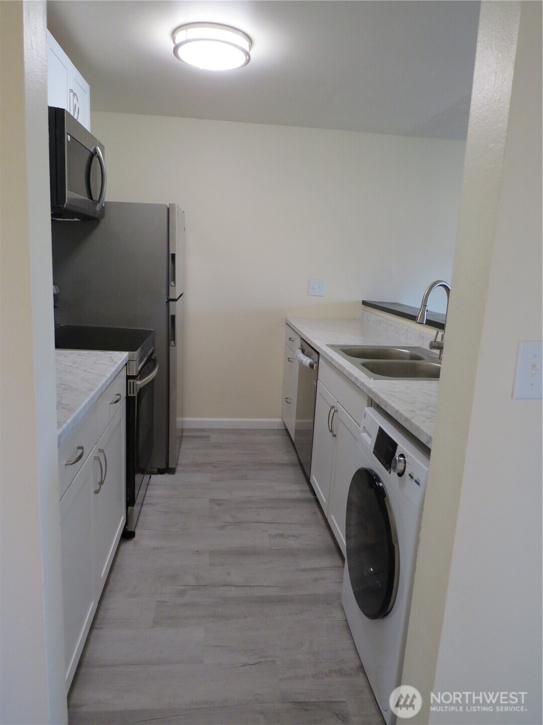31003 14 Avenue S B10