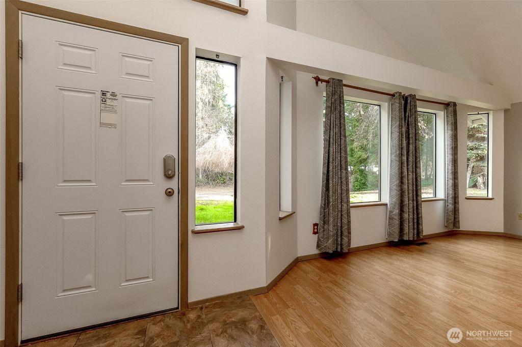 Photo of 3223 S 372nd Street, Auburn, WA 98001 (MLS # 2463420)