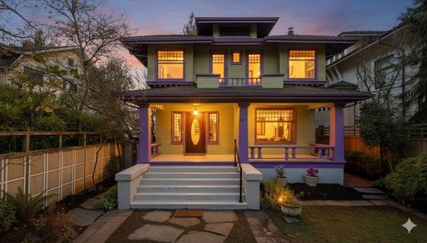 Photo of 908 15th Avenue E, Seattle, WA 98112 (MLS # 2450887)