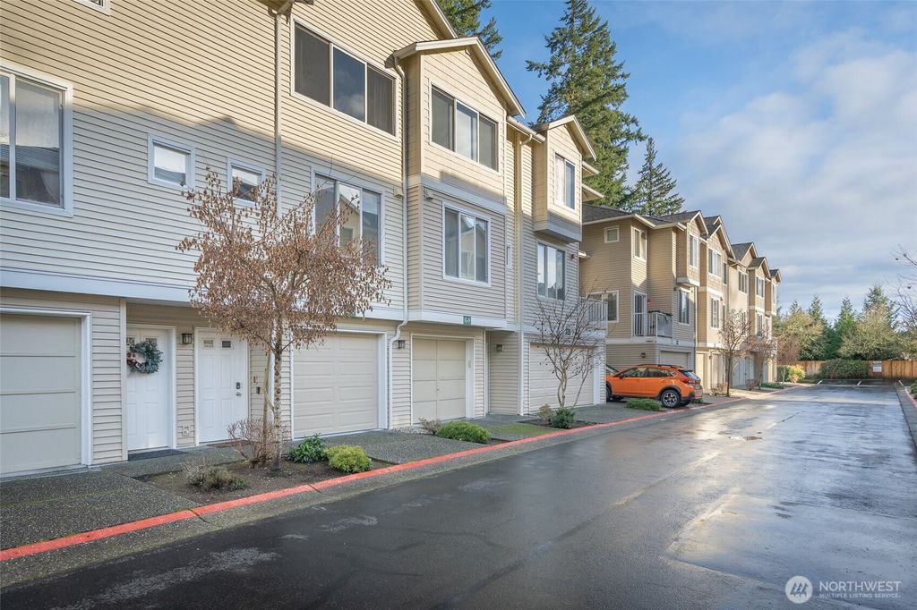 Photo of 13400 Dumas Road #G4, Mill Creek, WA 98012 (MLS # 2465669)