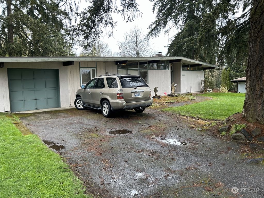 Photo of 4545 119th Avenue NE, Bellevue, WA 98006 (MLS # 2226078)