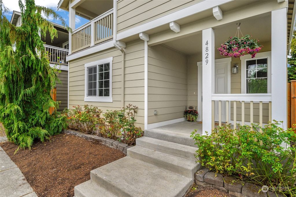 Photo of 4829 146th Place NE, Marysville, WA 98271 (MLS # 2072634)