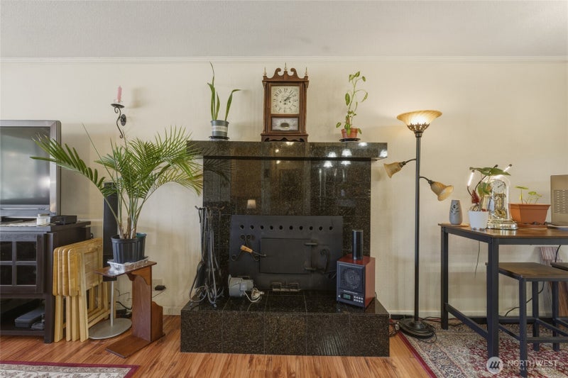 1140 SE Colonial Drive