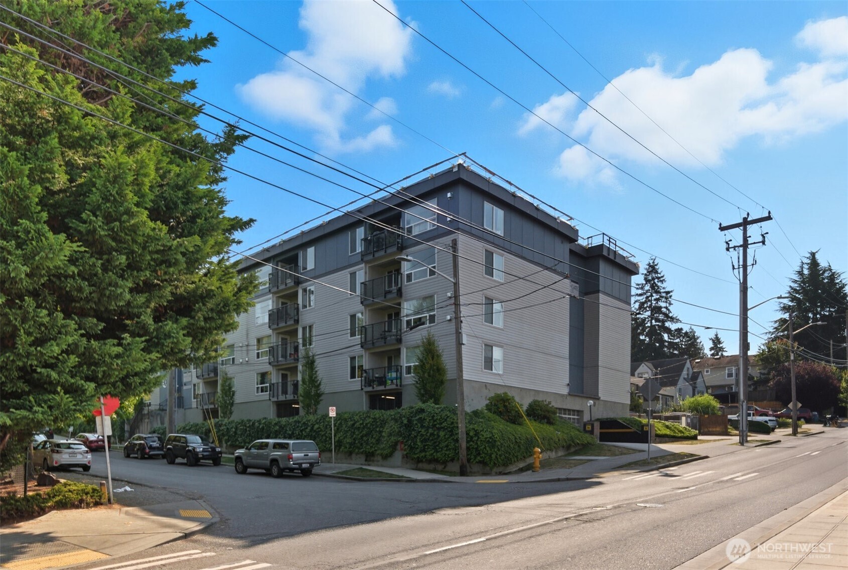9416 1st Avenue NE 305