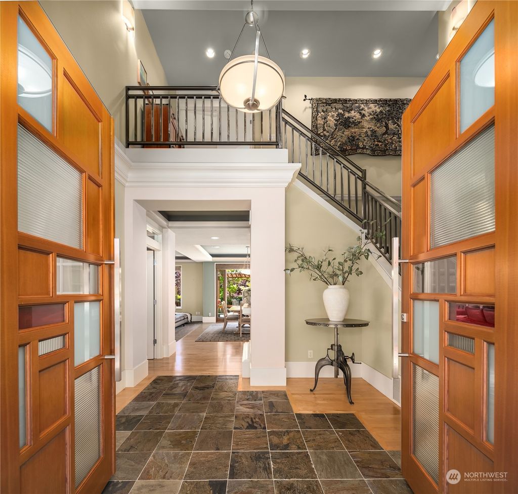 Photo of 2247 82nd Avenue SE, Mercer Island, WA 98040 (MLS # 2249554)