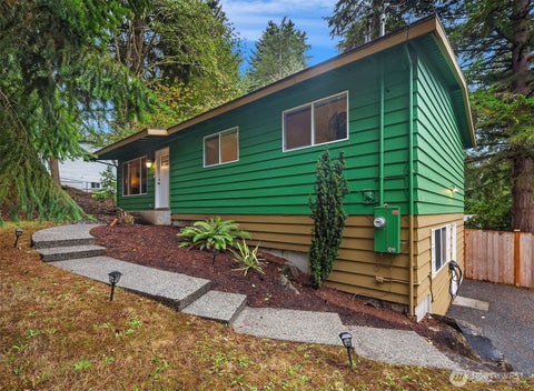 Photo of 14622 57th Place W, Edmonds, WA 98026 (MLS # 2591566)