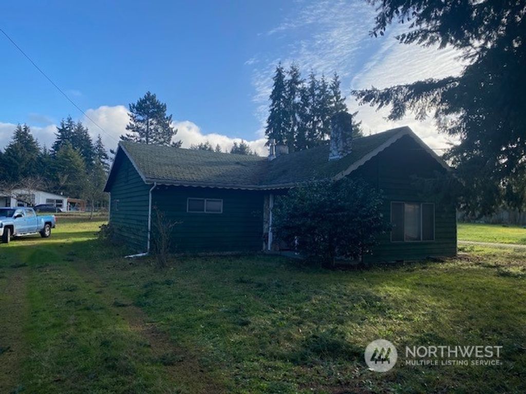 Photo of 34112 35th Avenue SW, Federal Way, WA 98023 (MLS # 2317659)