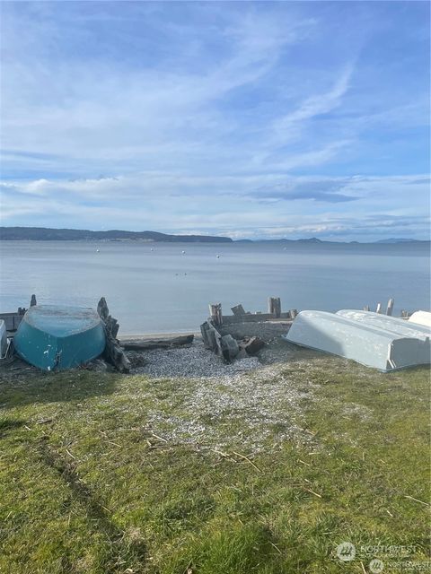 A home in Camano Island