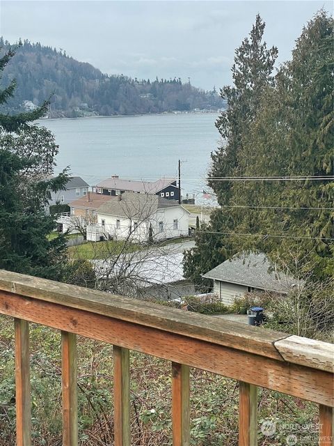 A home in Camano Island