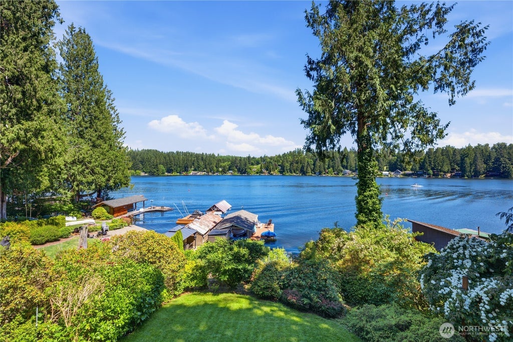 Photo of 2109 SW Lake Roesiger Road, Snohomish, WA 98200 (MLS # 2540103)