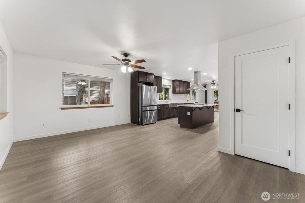 Photo of 22429 Clearview Ct SE Court SE, Yelm, WA 98597 (MLS # 2471284)