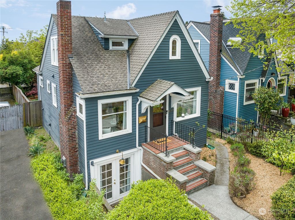 Photo of 617 N 46th Street, Seattle, WA 98103 (MLS # 2228451)