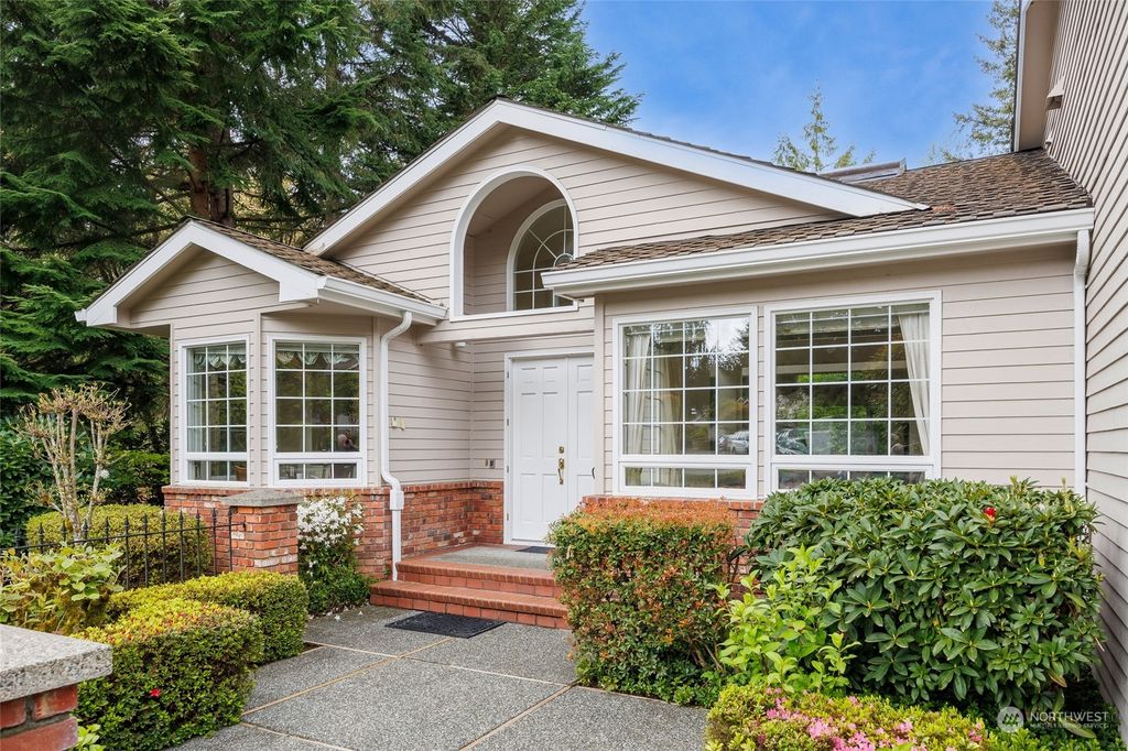 Photo of 14518 21st Court SE, Mill Creek, WA 98012 (MLS # 2232901)