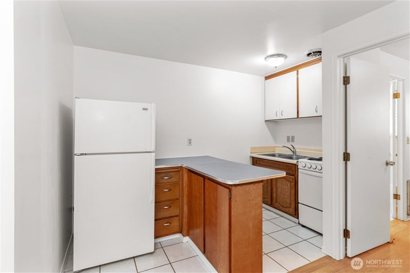 710 NE 43rd Street