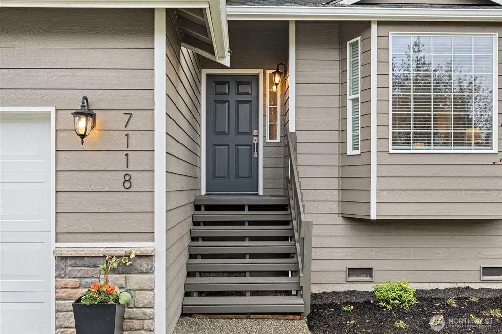 Photo of 7118 37th Street NE, Marysville, WA 98270 (MLS # 2506438)