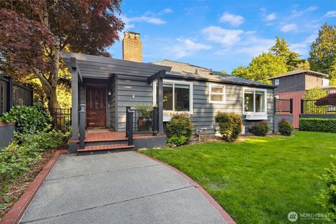 Photo of 2702 4th Avenue W, Seattle, WA 98119 (MLS # 2515634)