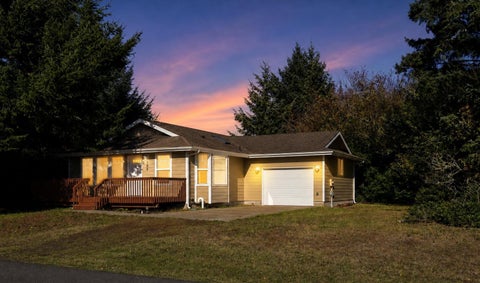Photo of 666 Island Circle SE, Ocean Shores, WA 98569 (MLS # 2596936)