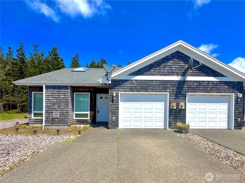 146 28th Street NW Long Beach WA 98631