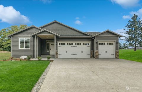 16 Raven Lane Elma WA 98541