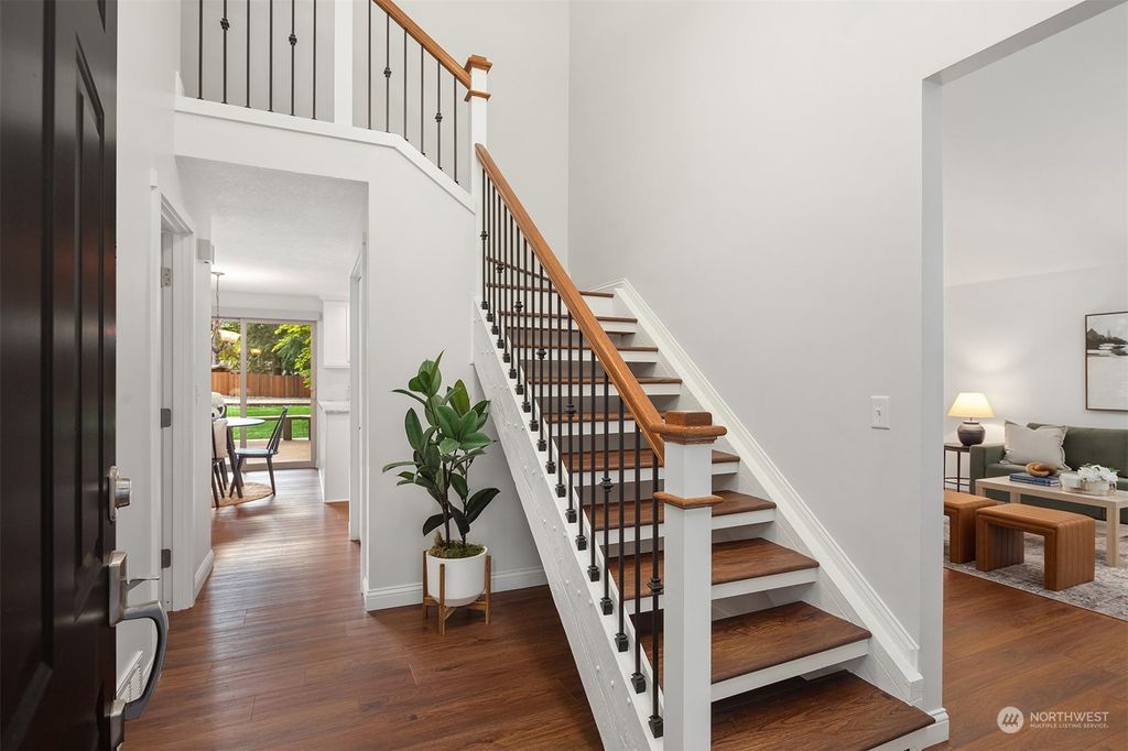 Photo of 16231 194th Avenue NE, Woodinville, WA 98077 (MLS # 2230369)