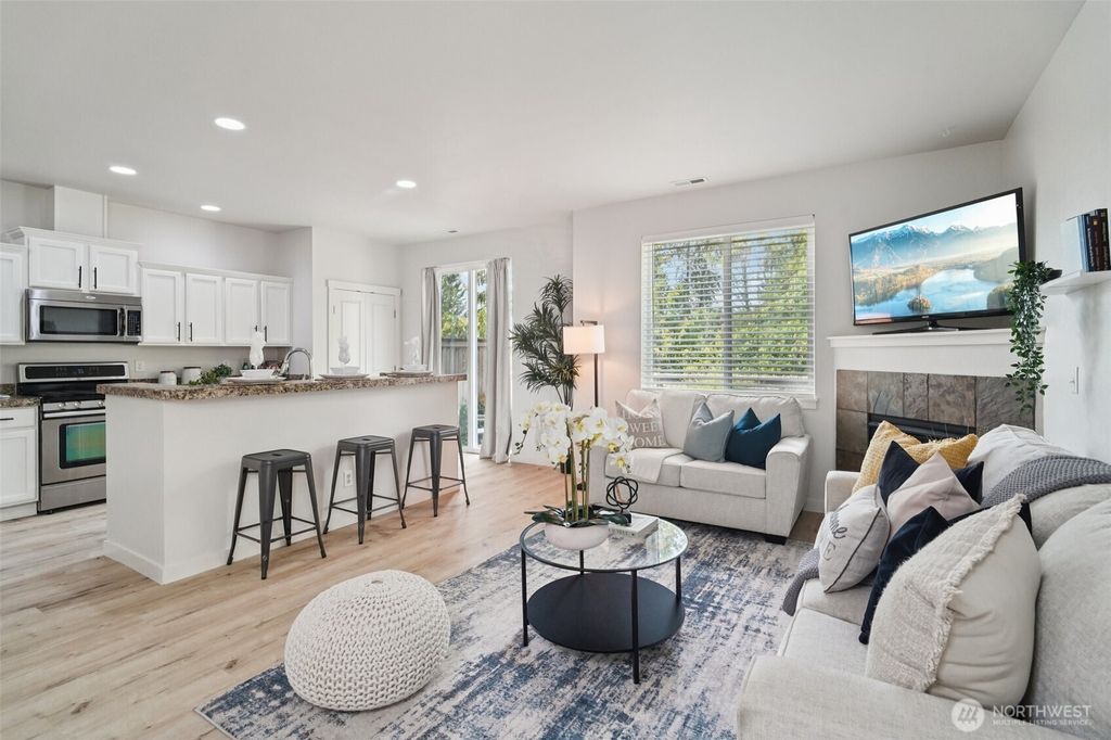 Photo of 1341 52nd Street NE #1205, Auburn, WA 98002 (MLS # 2397194)