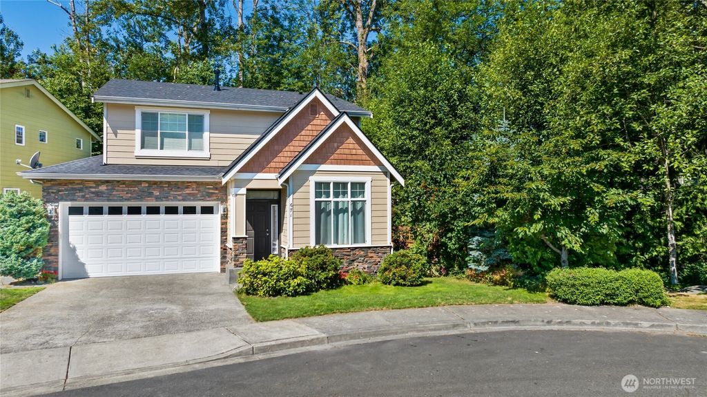 Photo of 671 Vashon Place NE, Renton, WA 98059 (MLS # 2407142)