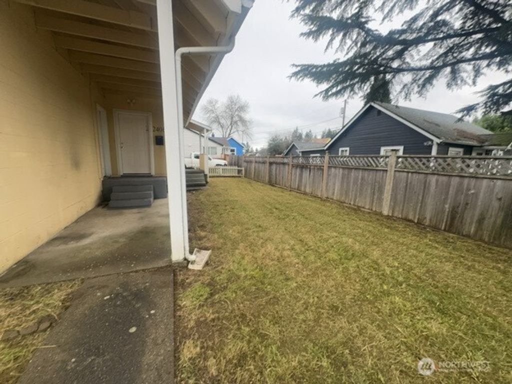 Photo of 2406 11th Street, Bremerton, WA 98312 (MLS # 2478903)