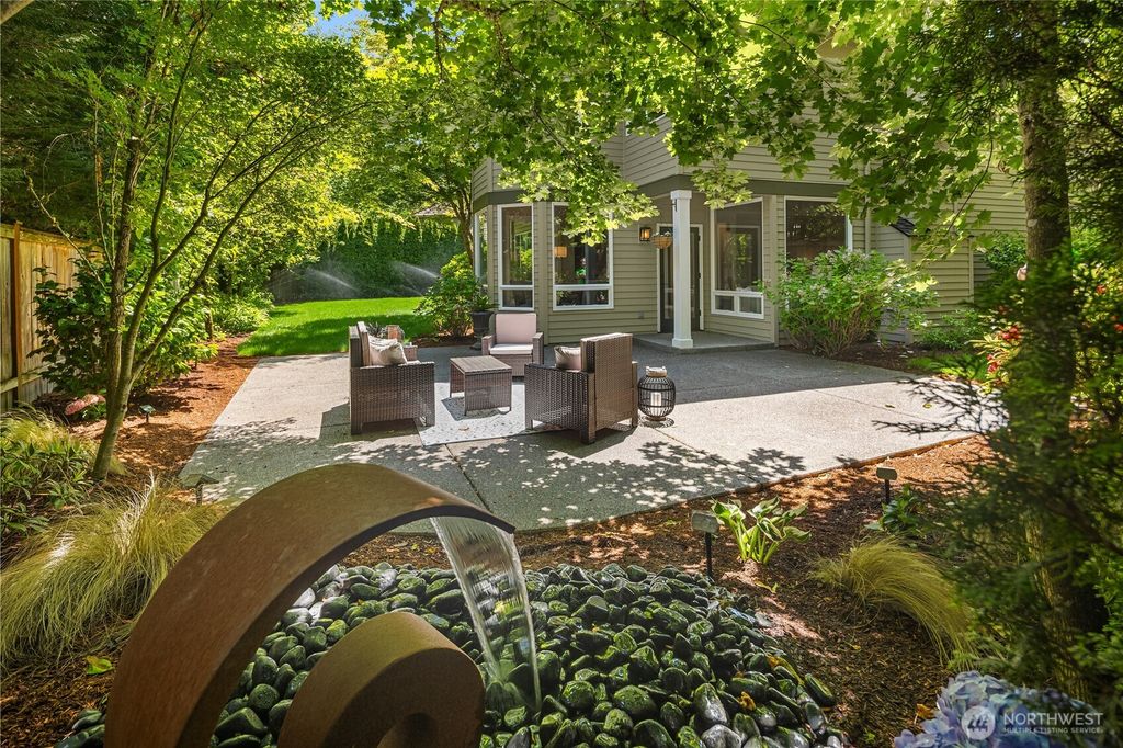listing image 9365259089335574584