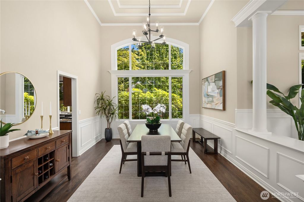 listing image 9367853585504655130