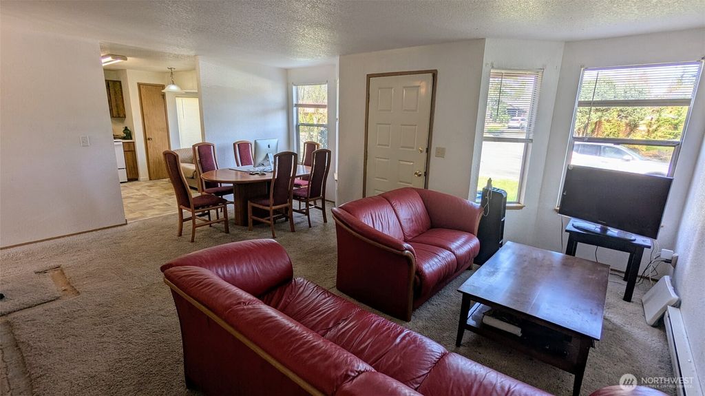 Photo of 12115 SE 223rd Drive, Kent, WA 98031 (MLS # 2356362)