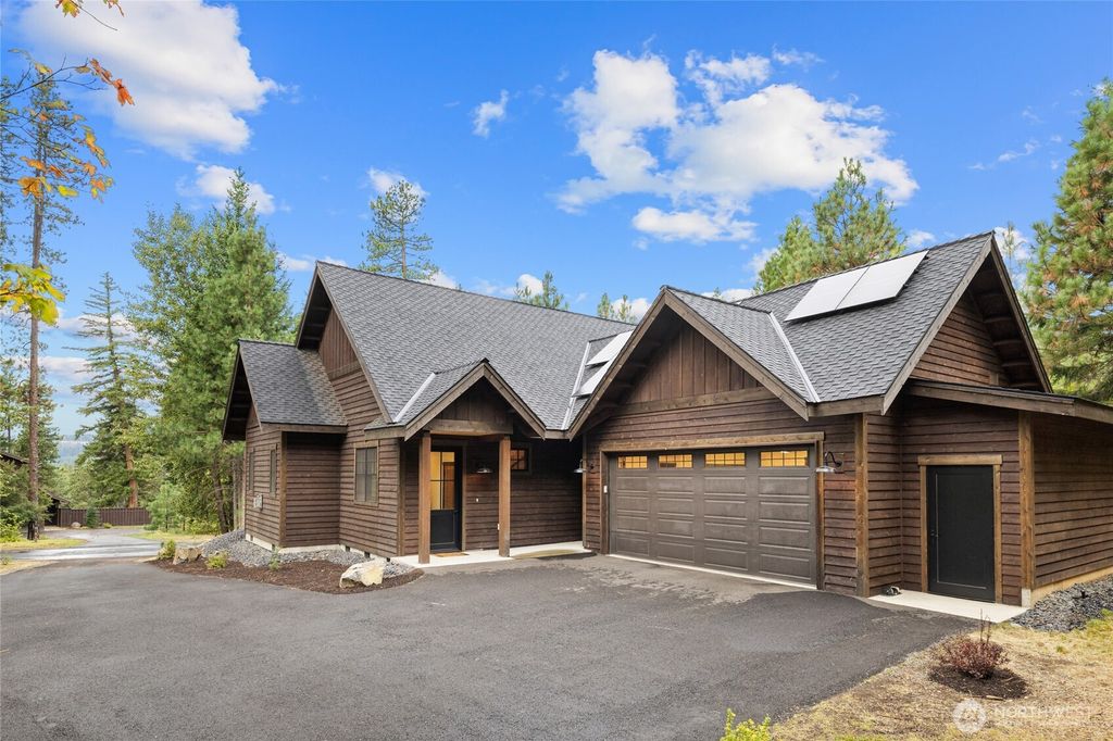 Photo of 140 Big Rock Lane, Cle Elum, WA 98922 (MLS # 2459662)
