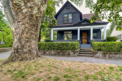 Photo of 830 Boyer Avenue, Walla Walla, WA 99362 (MLS # 2378388)