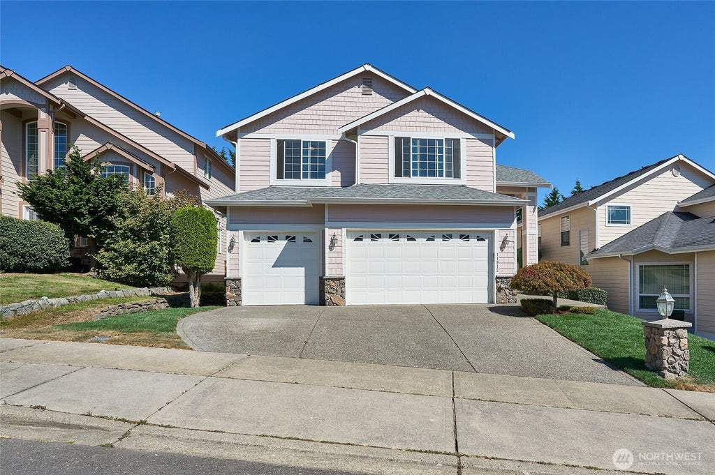 Photo of 11912 SE 240th Place, Kent, WA 98030 (MLS # 2572685)