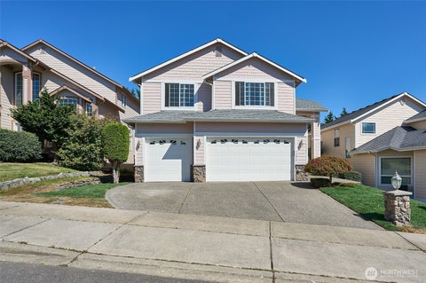 Photo of 11912 SE 240th Place, Kent, WA 98030 (MLS # 2572685)