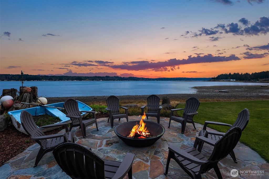 Photo of 4193 NE N Shore Road, Belfair, WA 98528 (MLS # 2488418)