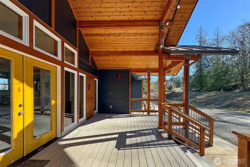 242 Watershed Road
