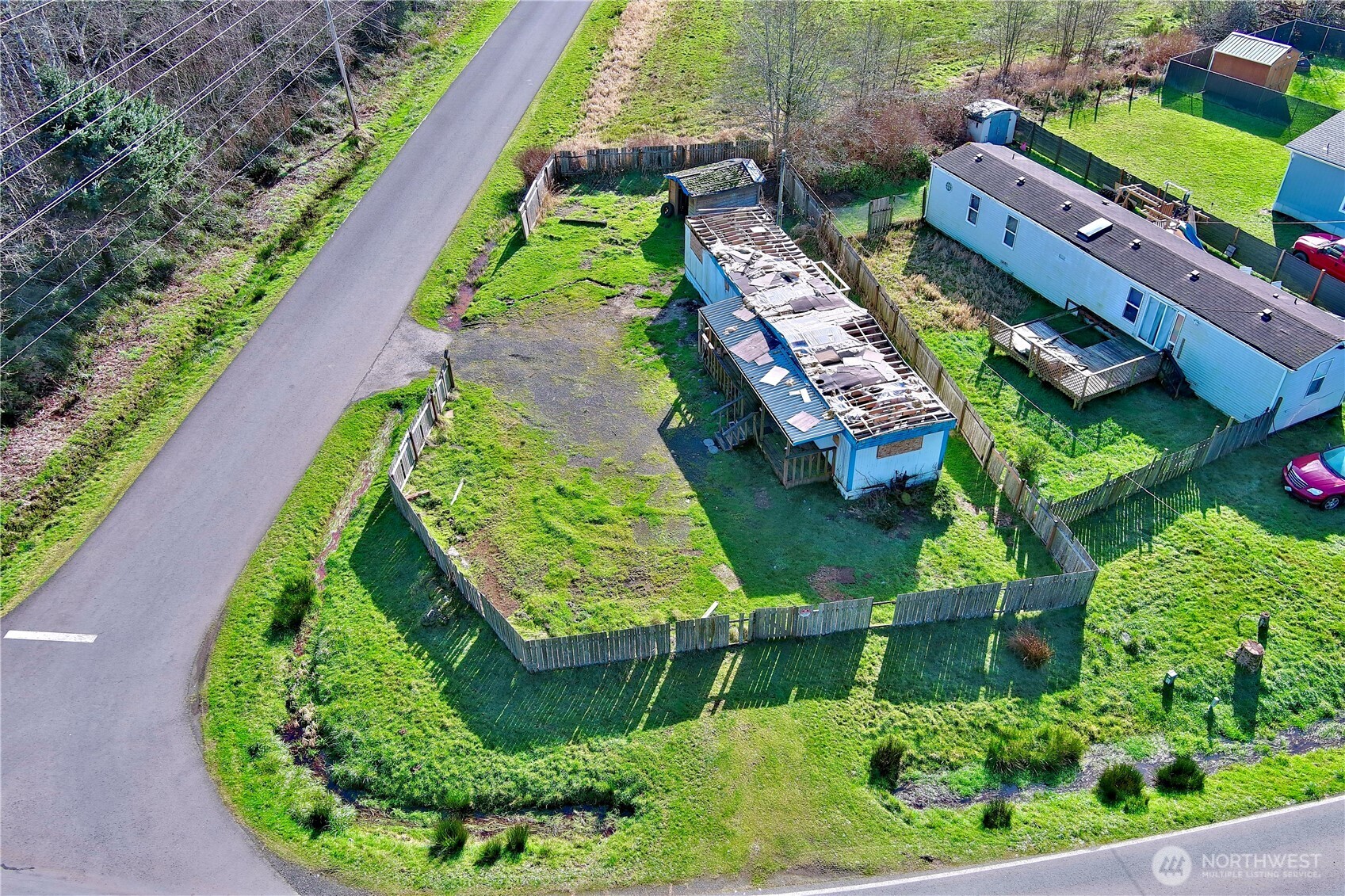 799 S Rain Street NE